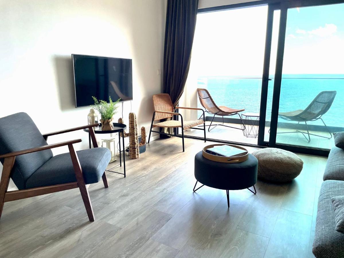 Ocean Cliff *